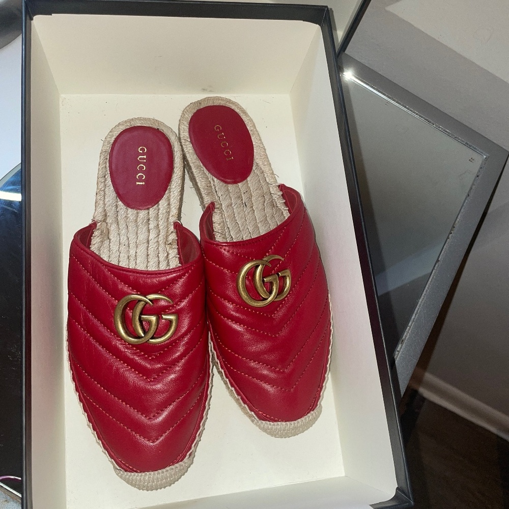 GUCCI Nappa Charlotte Hibiscus Red Leather GG Marmont Espadrille Mules Size 37